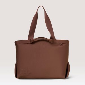 The Travel Tote in Maple