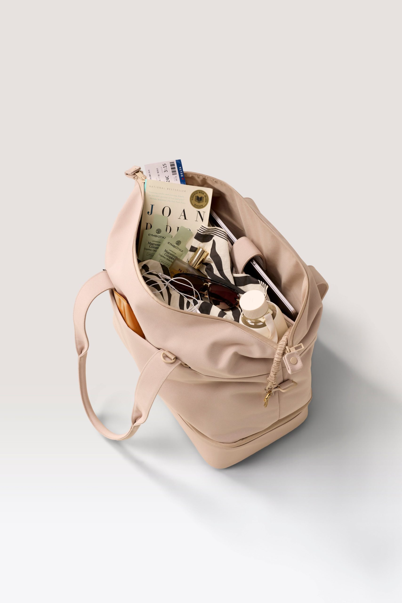 The Weekender in Beige - Image 3